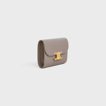 Triomphe Small Flap Wallet - Pebble