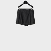 Men 3-Pleat Shorts - Anthracite