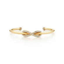 18Y DIAMOND INFINITY CUFF MD