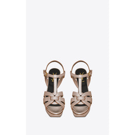 Tribute Sandals In Veau Lem Laminato - Metal Blush