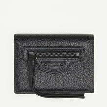 Neo Classic Bifold Card Hold - Black