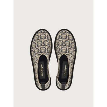 Ferragamo Nomadic Stories Moccasin - Ladies - White/Black