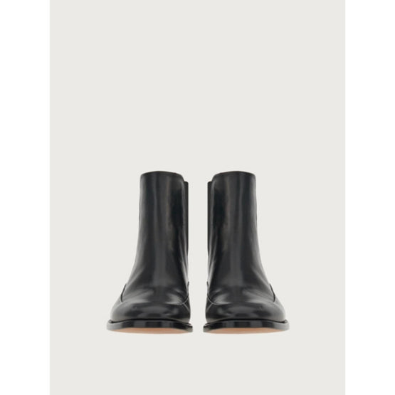 Chelsea Boots - Black