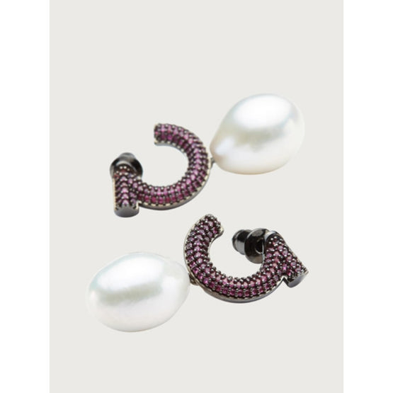 Gancini Earrings with Baroque Pearl - Fuxia