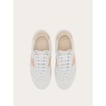 Low-Top Sneaker With Logo - Ladies - White/Petal