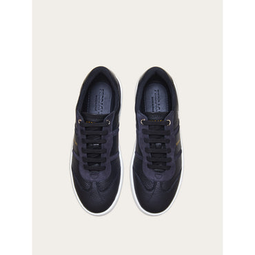 Low-Top Sneaker With Logo - Ladies - Black