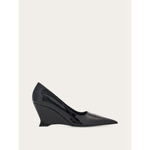 Pump With Wedge Heel - Ladies - Black