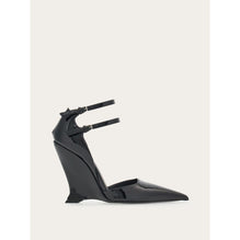 Pump With Wedge Heel - Ladies - Black