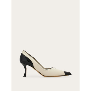 Pump Shoe With Inlays - Ladies - Mascarpone/Black