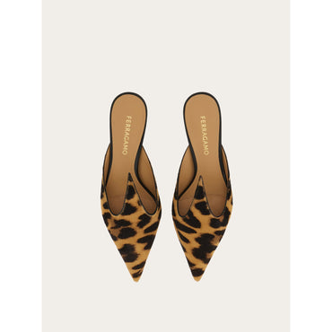 Mule With Graphic Detail - Ladies - Multicolor