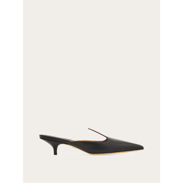 Mule With Graphic Detail - Ladies - Black
