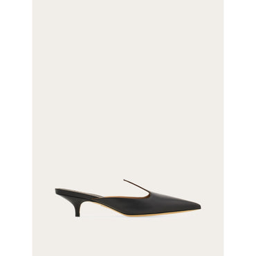Mule With Graphic Detail - Ladies - Black