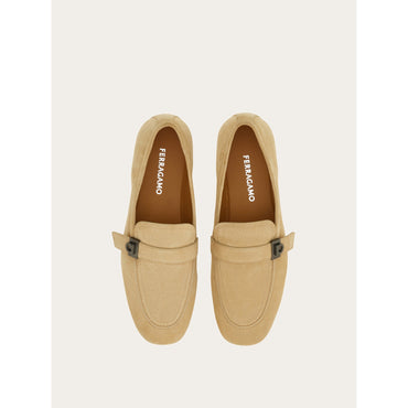 Hug Buckle Loafer - Men - Ecru